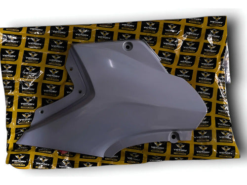 Tapa Lateral Victory One 110 St Mach 110 Derecha Original